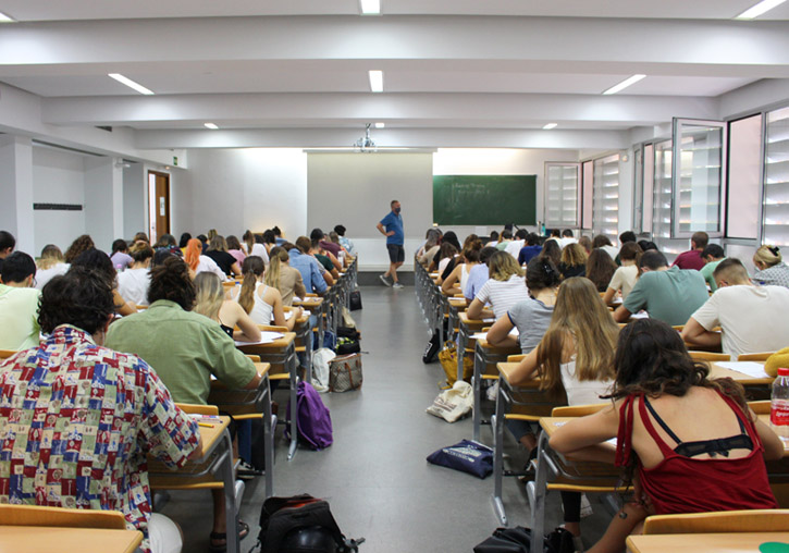 Certifica els teus coneixements d’anglès amb les proves PACLE del Centre d’Idiomes.