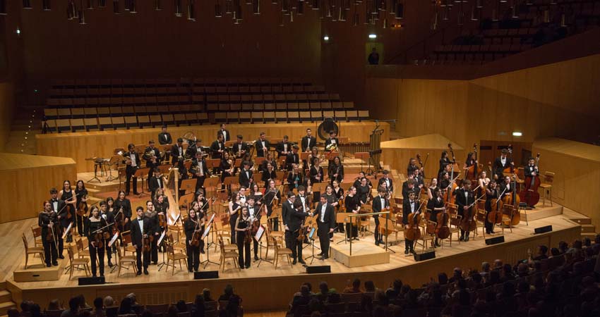 Photo of the performers