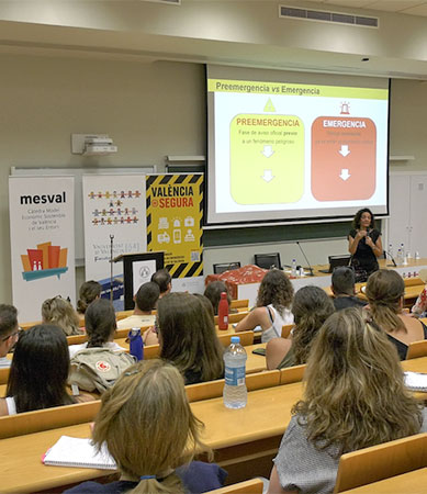 Un moment de la sessió de formació a la Facultat de Formació del Professorat