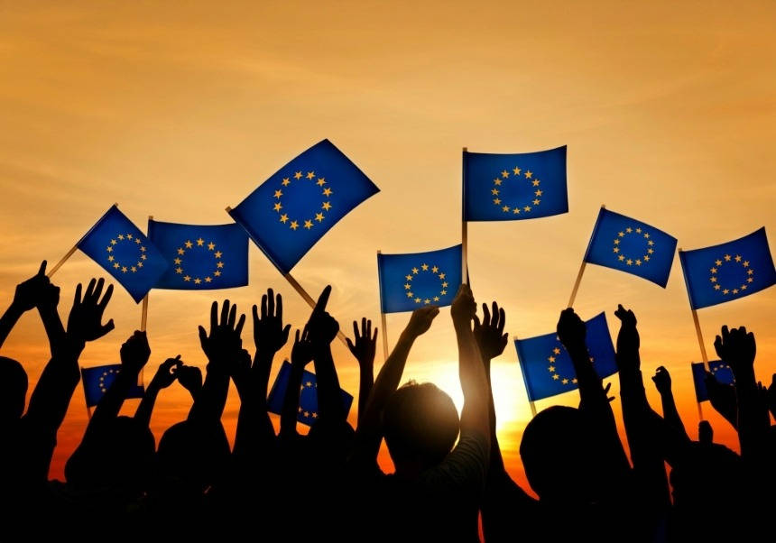 Imatge del esdeveniment:Imatge gràfica del Desembre Europeu 2025.