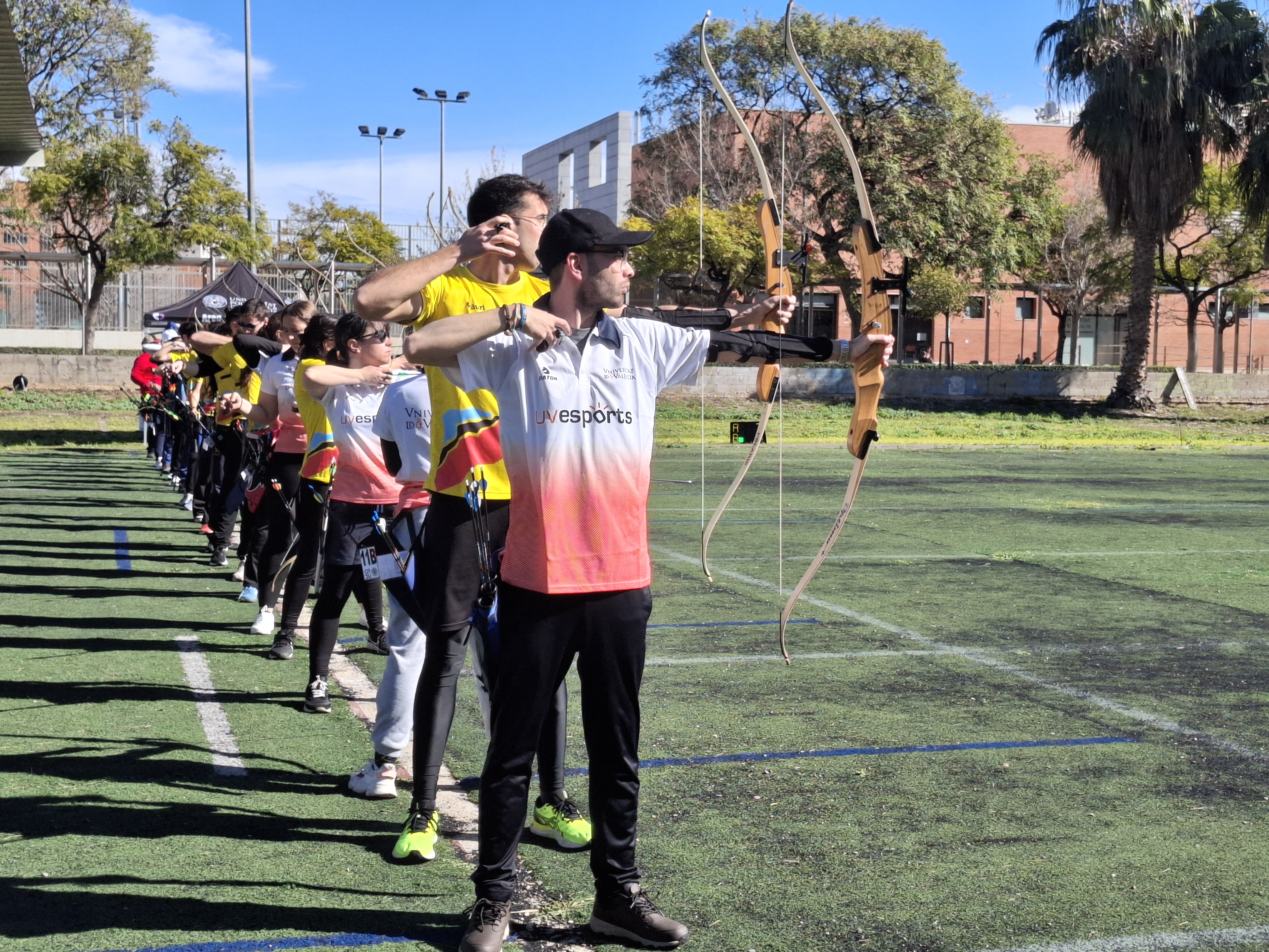 Photo of the group of participants in archery