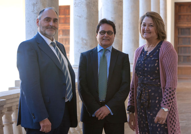 (From left to right). The vice-rector for research of the University of Valencia, Carlos Hermenegildo; Jordi Garcés, director of Polibenestar; and the vice-rector for Innovation and Transference, Mª Dolores Real Garcia.