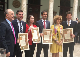 Carlos Esplugues i Silvia Barona amb els guardonats