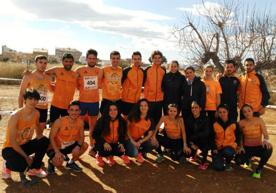 El equipo de campo a través de la Universitat de València.