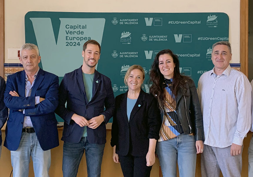 desde la izquierda, Daniel Nieto y Antonio García Celda, de València Capital Verde Europea; Rosa Valenzuela, de Kiwa España; Mar Ferrer, de Las Naves, y Arturo Sáez, del IRTIC.