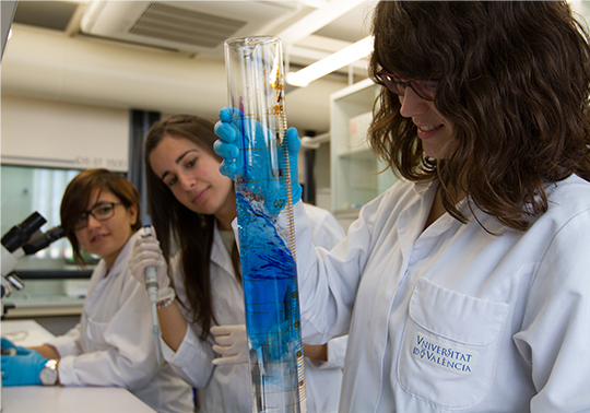 Students at the laboratory