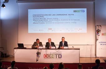 D'esquerra a dreta, Miquel Francés, Esteban Morcillo i Miguel Ángel Oliver, durante la inauguración de las jornadas.