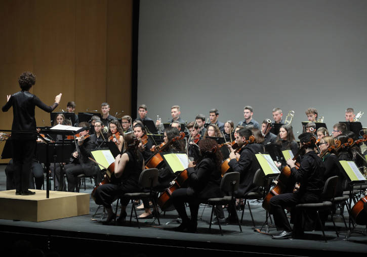 Concierto de Navidad de la Orquestra Filharmònica en el Auditori de Torrent. Foto de archivo.