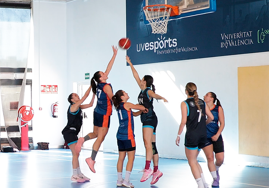 women's basketball semi-finals