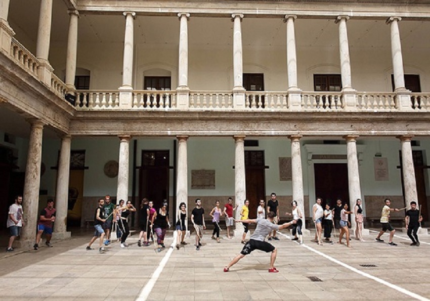 Grup de Teatre Nivell 1 i 2. Reconegut amb 1 crèdit ECTS.Inscrip.Oberta