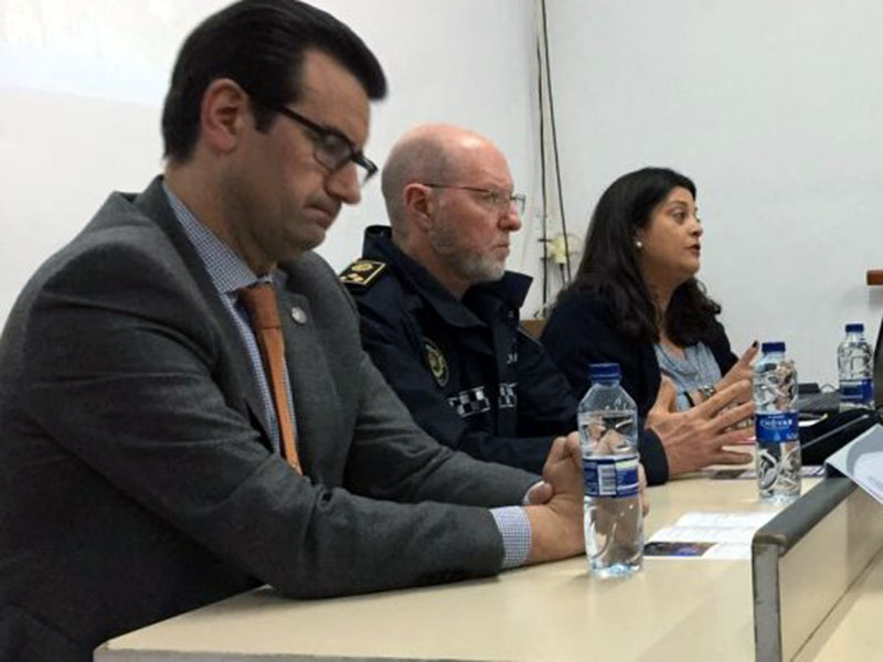 La Cátedra de protección ciudadana PROTECPOL celebra jornadas formativas en Senabre y l’Olivereta