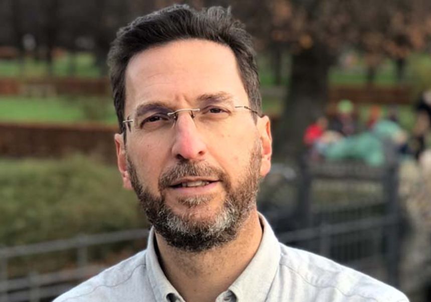 Alejandro Baer.