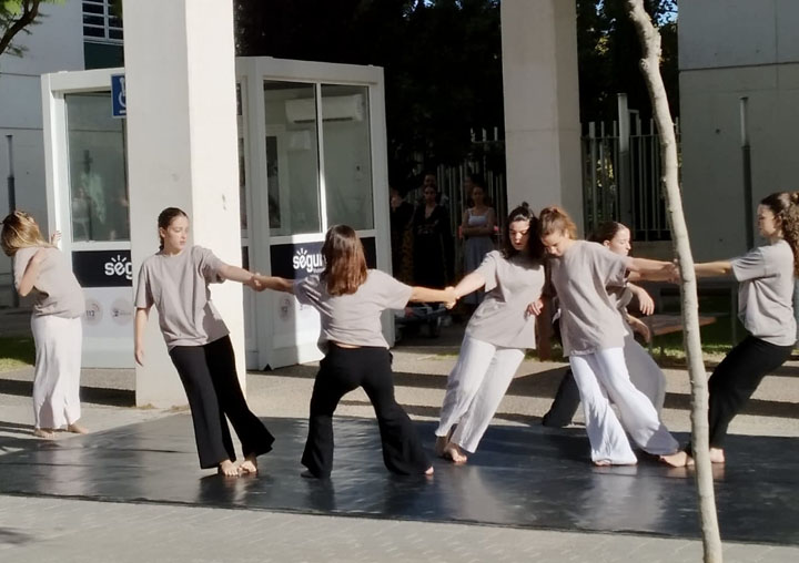 Dancers presenting one of the pieces