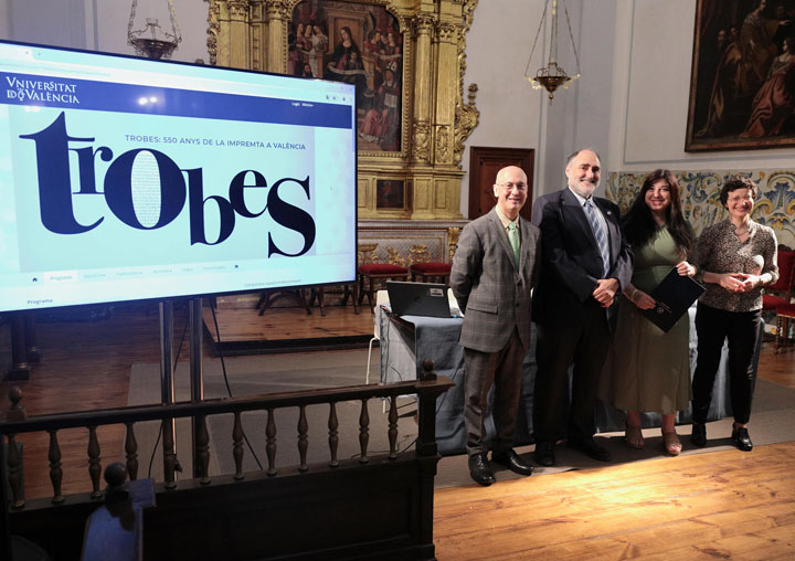 Participants en la presentació.