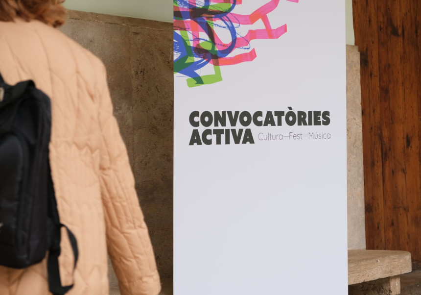 Presentación convocatorias ACTIVA en La Nau.