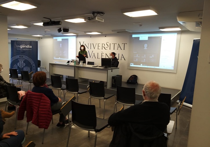 Un momento de la conferencia sobre modernización de los regadíos.