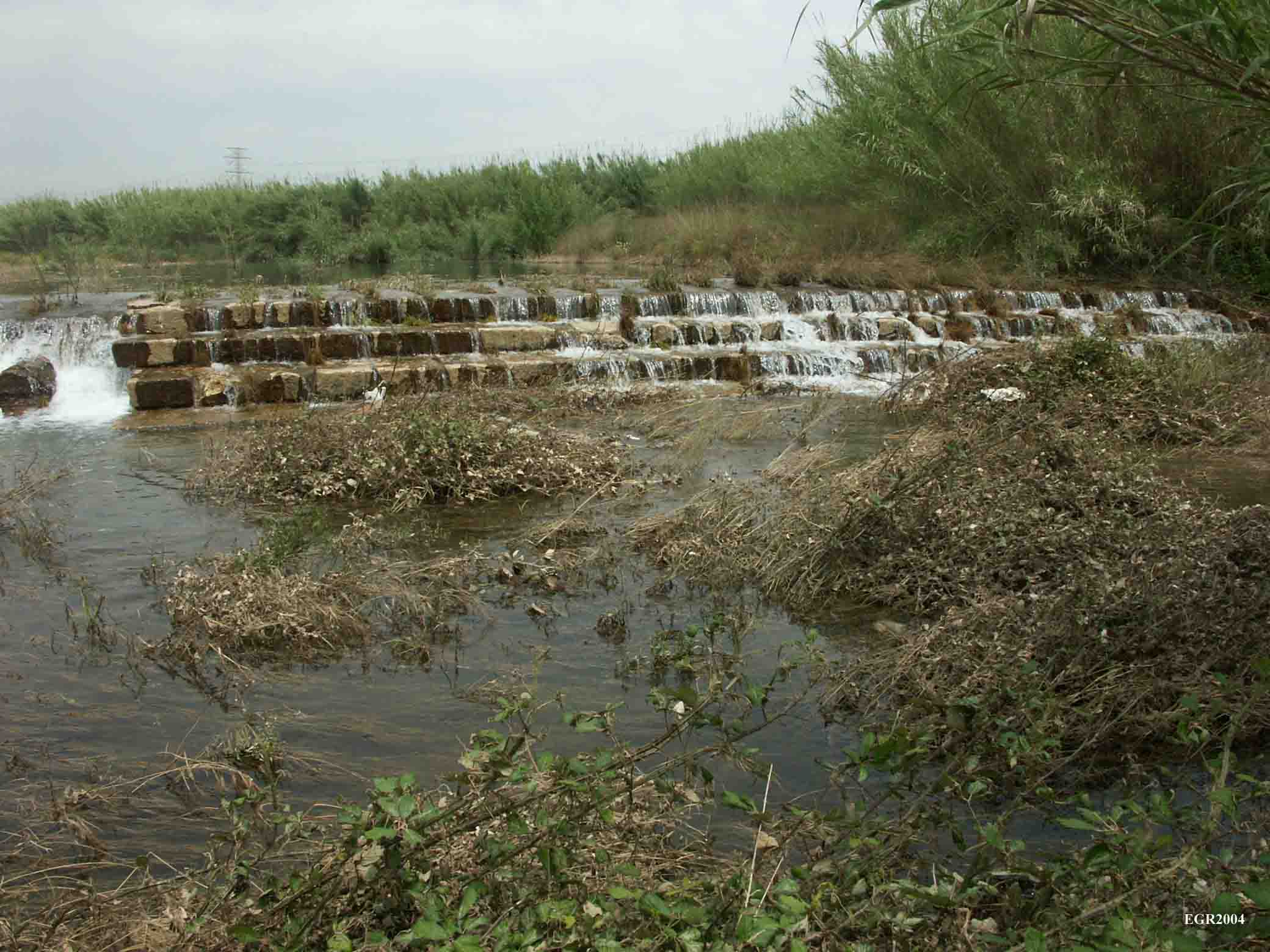 Assut, gola i almenara de la séquia de Mestalla (Diversion weir, gorge and discharge channel of Mestalla irrigation canal)