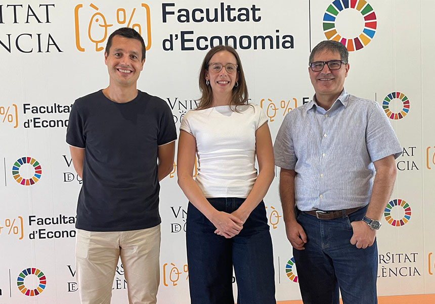 D'esquerra de dreta: Josep Lledó, Celia Sifre i José Manuel Pavía.