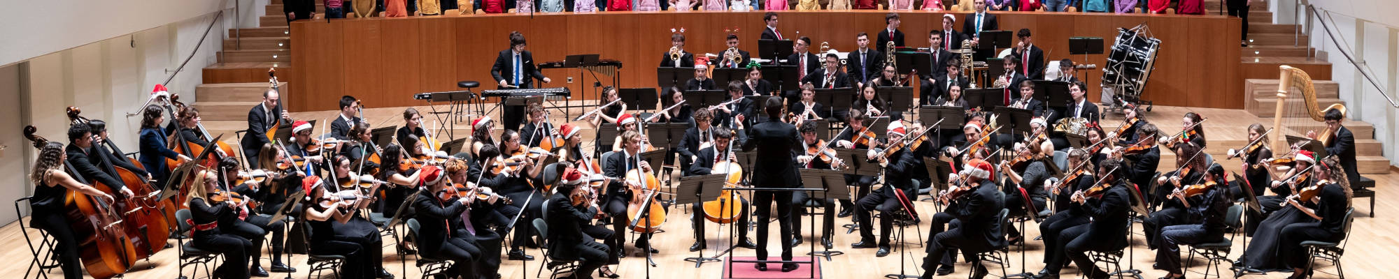 Panorámica del Concierto de Navidad de la OFUV en el Palau de la Música 2025. FOTO: Universitat de València.