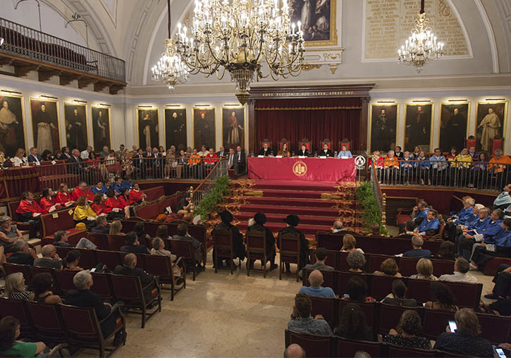 La Universitat de València celebra el acto de apertura del nuevo curso académico