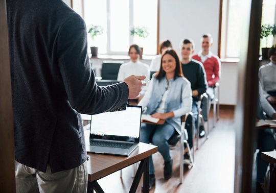 AdR ETSE os invita a una mesa redonda sobre representación estudiantil