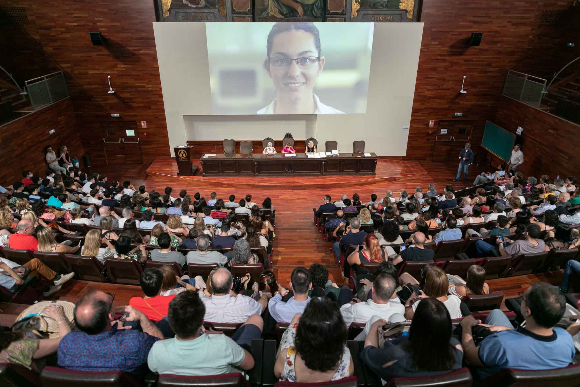 La Universitat celebra l’acte de reconeixement a l’alumnat guanyador de les Olimpíades UV – 2022