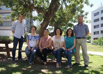 Grup d’Immunologia de les Infeccions Fúngiques de la Universitat de València. D’esquerra a dreta: Javier Megías, Victoria Maneu, Patricia Roig, M. Luisa Gil, Alba Martínez i Daniel Gozalbo