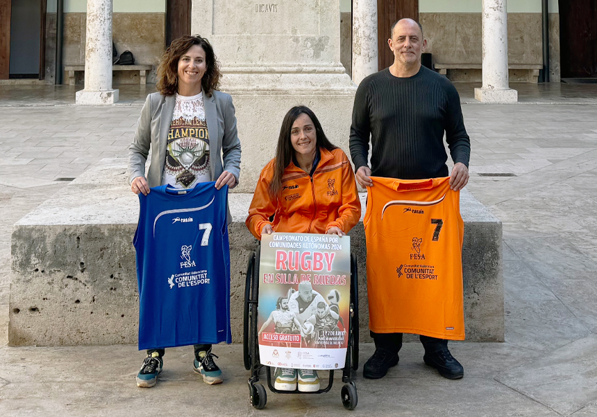 De izquierda a derecha: Ana Mª Gómez, Cristina García Redondo y Gabriel Melis Sánchez.