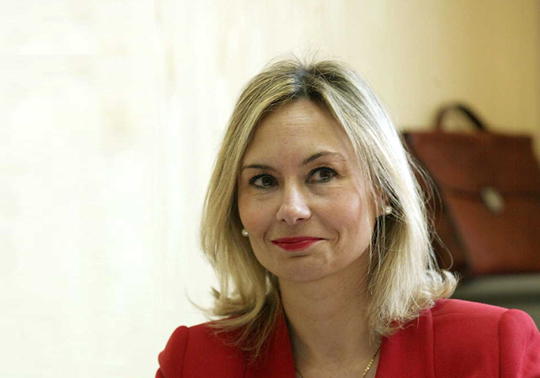 Esther Escolano