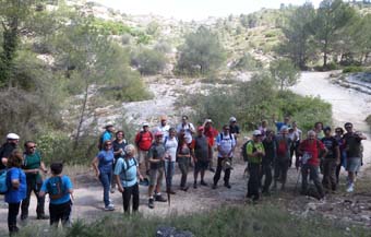Membres d'El Camí, en una excursió a la Vall d'Albaida.