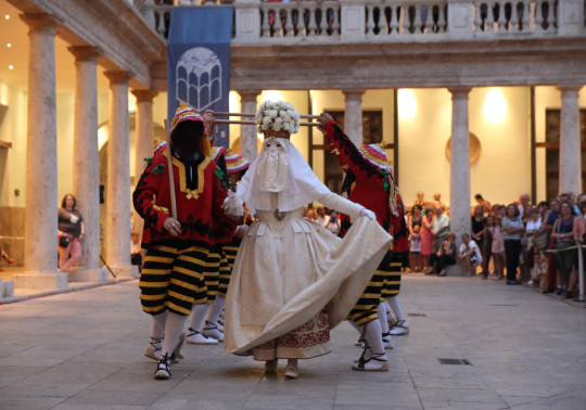 Danzas del Corpus Christi en La Nau.