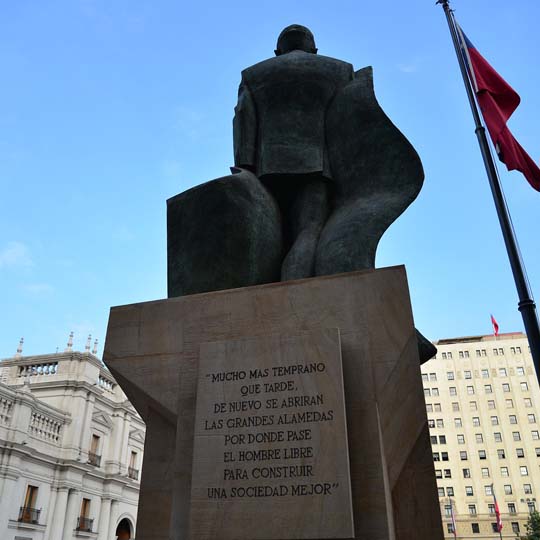 Image of Statue, Salvador Allende and Last Words