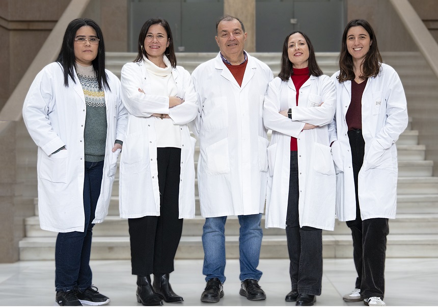 (From left to right) Sol Guerra-Ojeda, Eva Serna, José M. Vila, María Dolores Mauricio and Andrea Suárez.