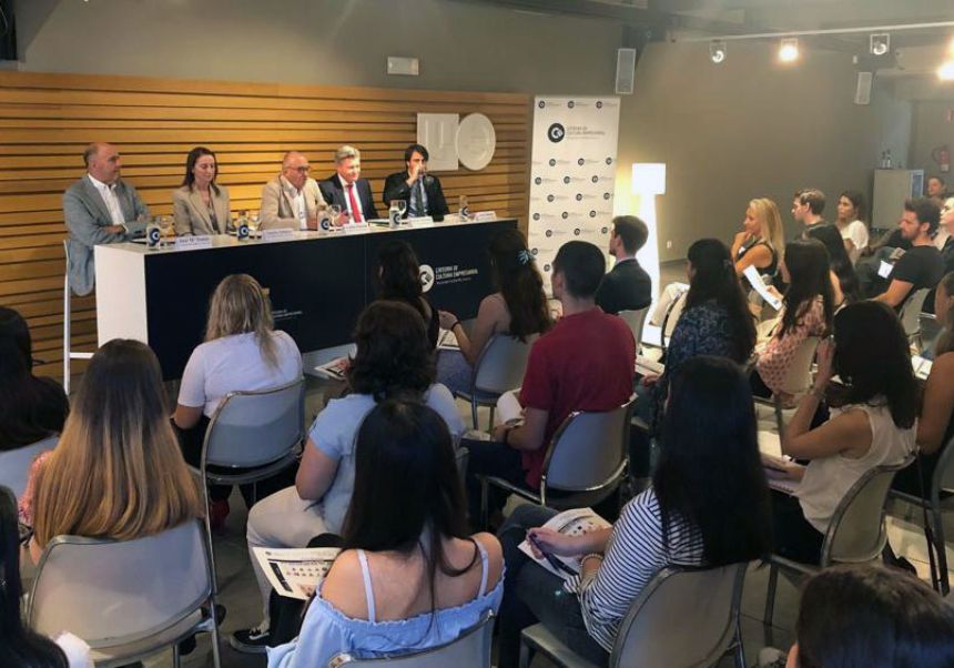 Activitats de la Càtedra: La Càtedra de Cultura Empresarial inaugura una nova edició dels seus programes dirigits a estudiants de Dret