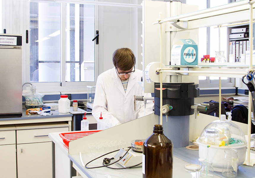 Laboratorio. Ayudas Programa ATRAE