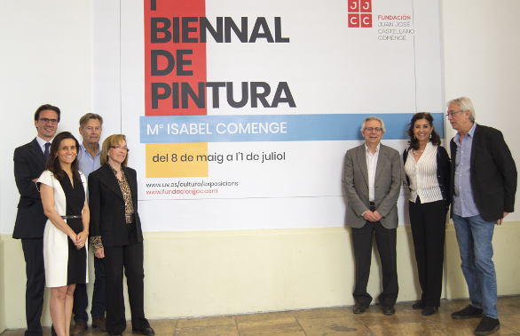 Miembros de la Fundación Juan José Castellano Comenge y el jurado de la Bienal.