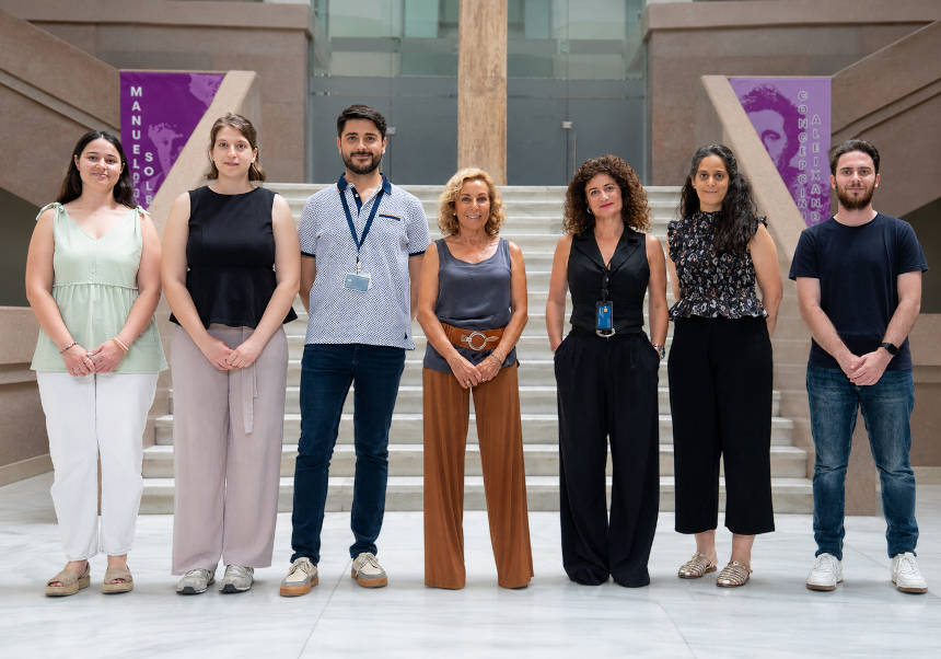 El grupo de investigación en inflamación (de izquierda a derecha): María Abad Ferrandis, Elena Domingo, Patrice Marques, María Jesús Sanz, Laura Piqueras, Cristina Arce-Recatalá y Álvaro Gómez-Martín.