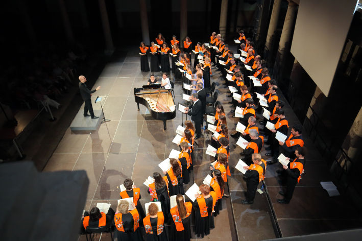 El Orfeó Universitari de València en Serenates 2017.