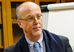 Carlos Esplugues, primer docente en lengua española que imparte clase en la prestigiosa Xiamen Academy of International Law