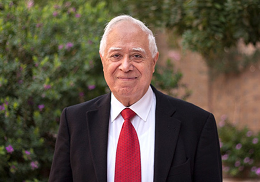 Fallece el profesor Ezequiel Uriel