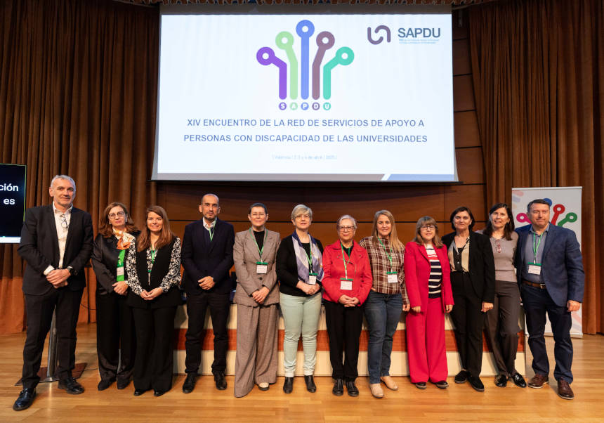 Algunes de les autoritats universitàries presents en la inauguració de la trobada. FOTOS: UNIVERSITAT DE VALÈNCIA.