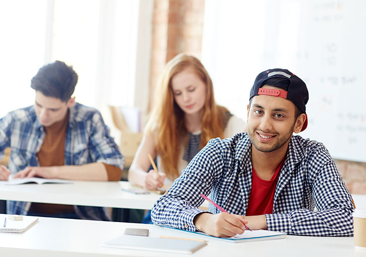 The Languages Centre of the University of Valencia opens registration for the June call of the foreign language skills certification exams