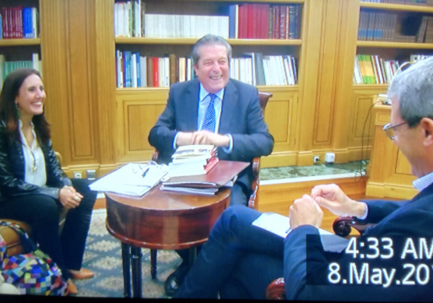 Federico Mayor a una entrevista