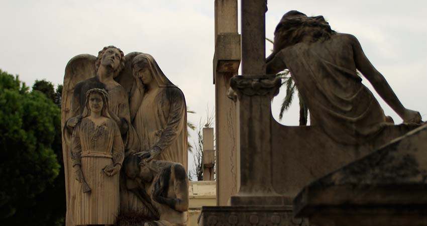 Tumbas del cementerio