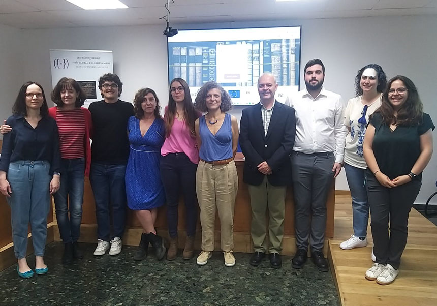 Equip de CIRGEN-IRTIC que ha desenvolupat la base de dades Writing for Women (W4W).