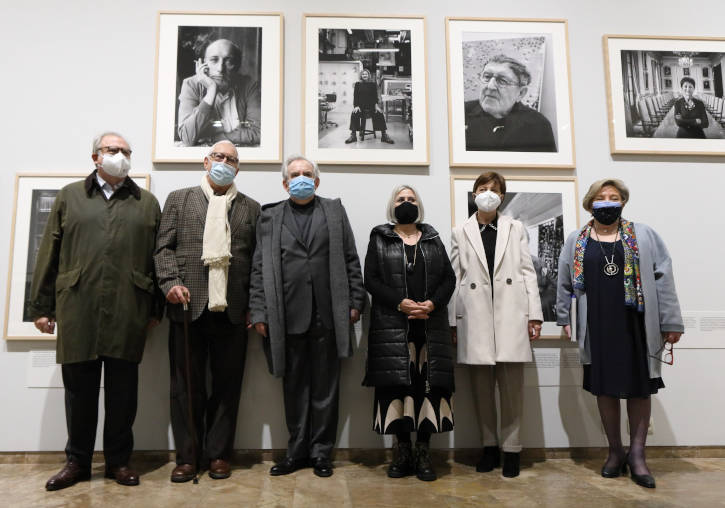 De izquierda a derecha: Jaime Siles, Fernando Delgado, Ricardo Martín, Carmen Calvo, Maria Vicenta Mestre y Ana Lluch.