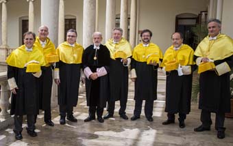 Eduard Vieta, Esteban Morcillo, i els padrins del nou honoris causa.