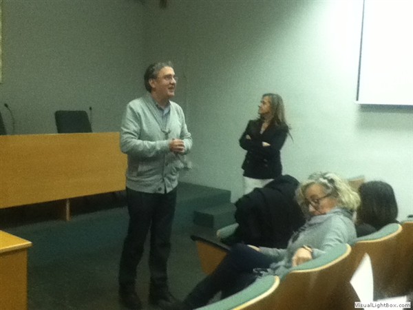 Conferencia titulada: “Efecto de metanfetamina y MDMA sobre la permeabilidad y estructura de la Barrera Hematoencefálica (BHE)”