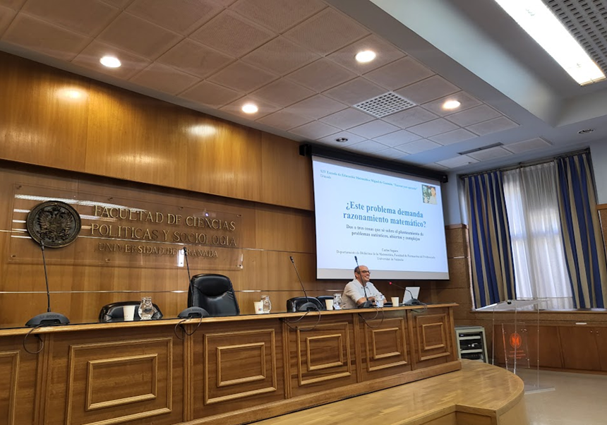 Carlos Segura at his presentation