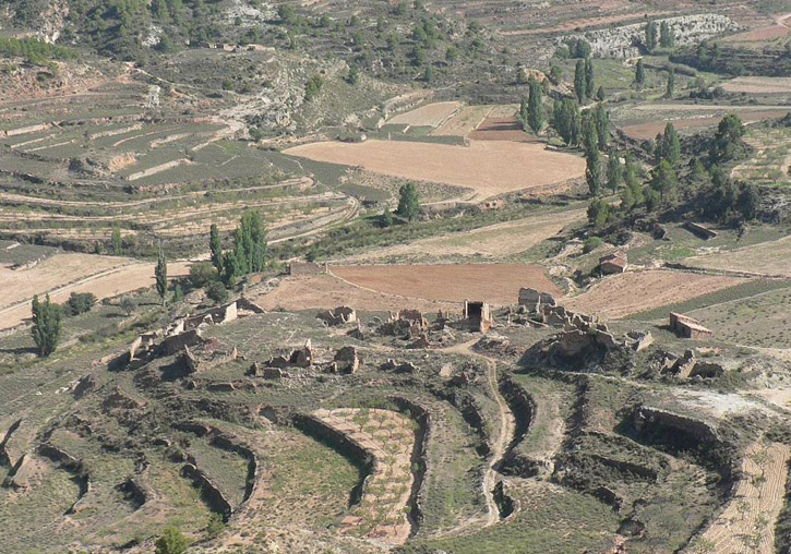 Territorio despoblado del interior de la comarca de Los Serranos.